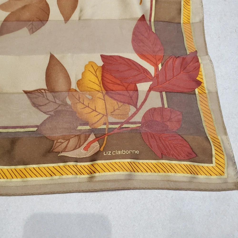 Liz Claiborne Square Scarf Autumn Leaves Print‎ Silk Fashion Accessory 90s
